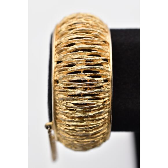 Vintage Statement Bangle Bracelet Chunky Brushed Gold Filigree 1970s Bin2 - Picture 1 of 12